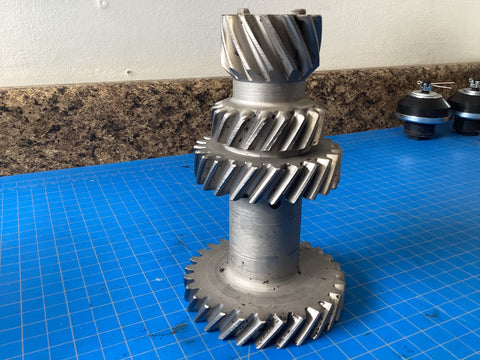 8M-7113 Cluster Gear