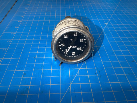 Stewart Warner Deluxe Mechanical oil pressure Gauge (82322)